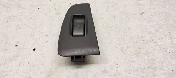 Toyota Avensis T250 Electric window control switch 8481005050 37080A 7423105140