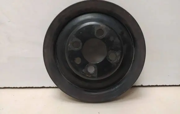 Audi A6 S6 C4 4A Crankshaft pulley 028105253A