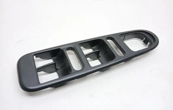 Seat Leon (1M) Front door window switch trim 