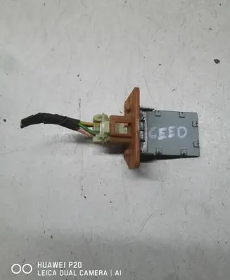 KIA Ceed Heater blower motor/fan resistor