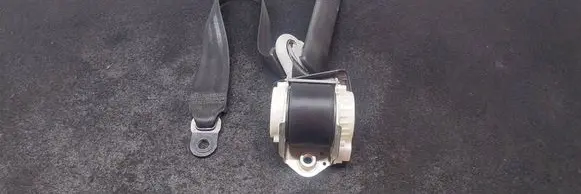 Volkswagen Transporter - Caravelle T5 Third row seat belt 7H9857815E