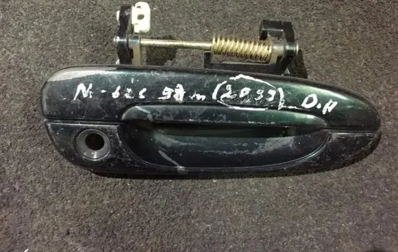Mazda 626 Front door exterior handle