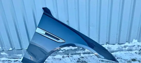 Jaguar XE Fender 