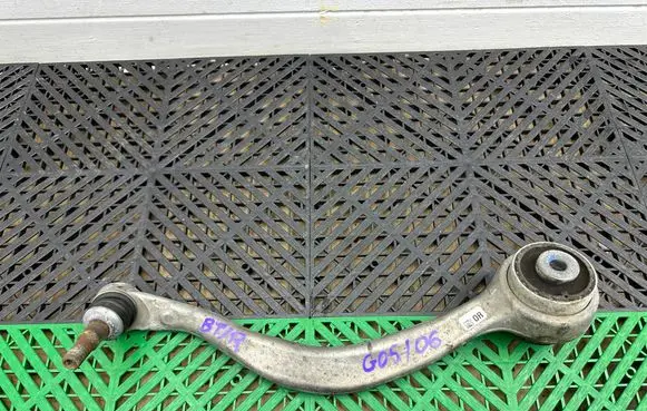 BMW X5 G05 Front lower control arm/wishbone 6893550
