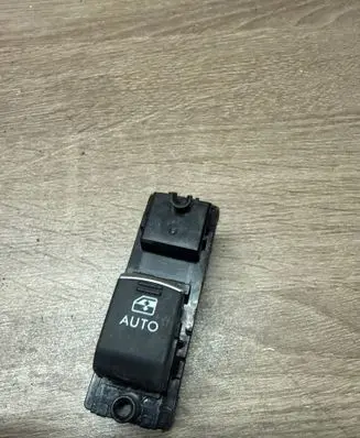 Subaru Forester SJ Electric window control switch 83071SG120 3246