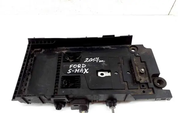 Battery box tray