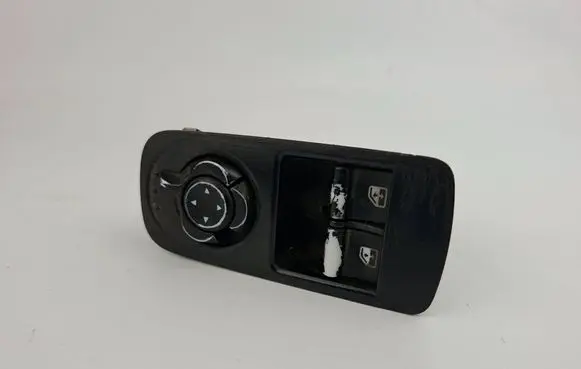 Alfa Romeo Mito Electric window control switch 156080933
