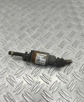 Seat Alhambra (Mk2) Webasto auxiliary heater fuel pump 9019847B 9019847C WOS9019847C
