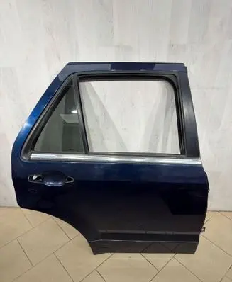 Cadillac SRX Rear door 