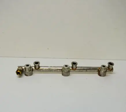 Volkswagen Touareg II Fuel main line pipe 03H133317P