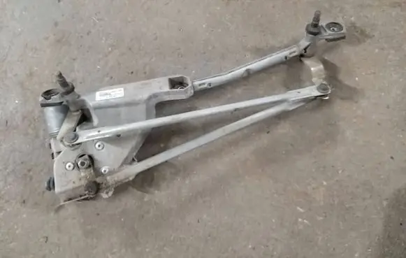 Ford Fiesta Front wiper linkage and motor 8A6117500AG