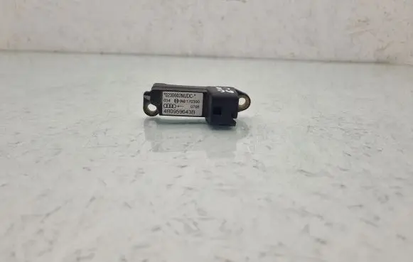 Audi A6 S6 C5 4B Airbag deployment crash/impact sensor 4B0959643B