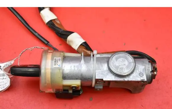 Subaru Forester SG Ignition lock 88215AE010