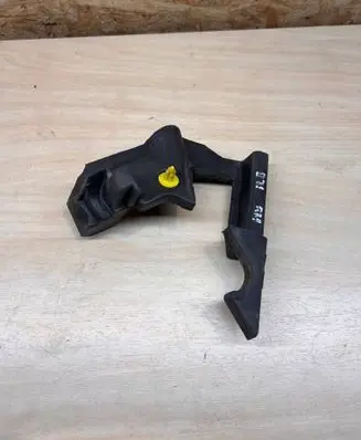 Fender foam support/seal
