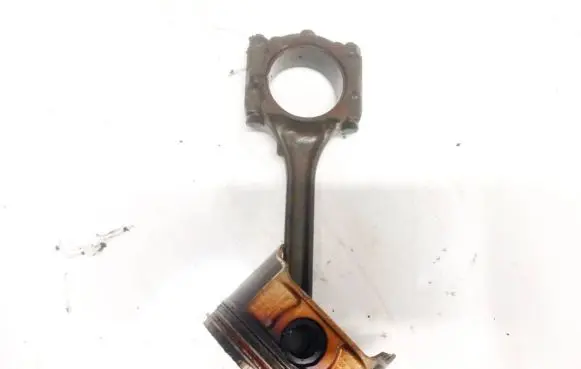 Mitsubishi Grandis Piston with connecting rod