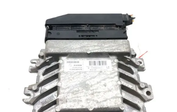 Dacia Sandero Engine control unit/module ECU 8200856659