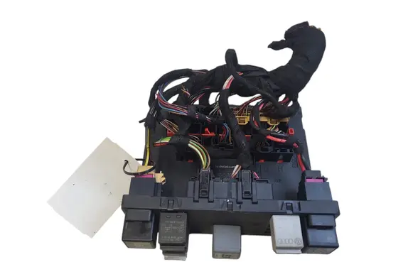 Volkswagen Golf V Comfort/convenience module 3C0937049