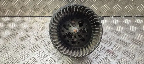 Volkswagen Touran I Heater fan/blower 2002221