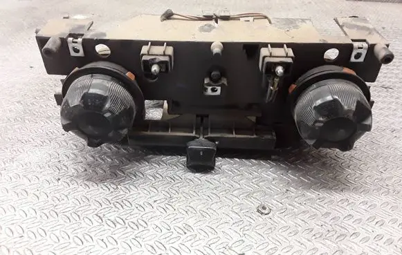 Iveco Daily 35.8 - 9 Climate control unit 112542000