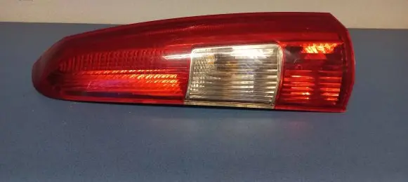 Volvo V70 Rear/tail lights 152844