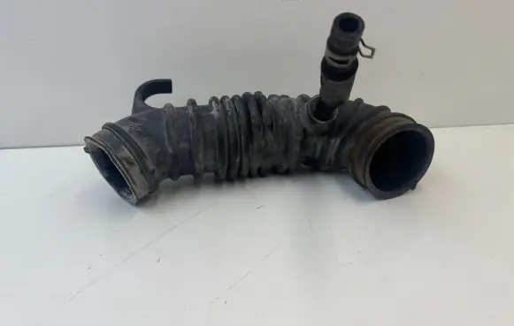 Mitsubishi Outlander Air intake duct part 1505A660