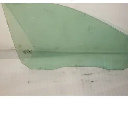 Ford Focus Front door vent window glass four-door 43R000016