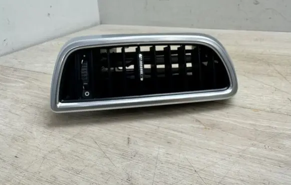 Porsche Cayenne (92A) Dash center air vent grill 7P5819727F 95855272705G0B