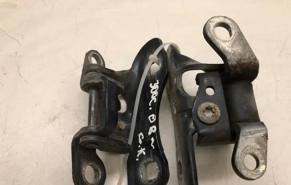 Chrysler 300 - 300C Rear door hinge set 