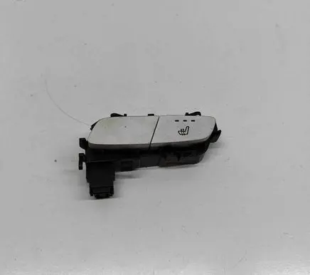 Mercedes-Benz C W205 Seat heating switch A2139057502
