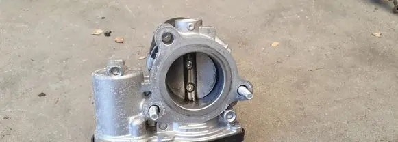Ford Focus Throttle valve 0M5G9F991FC