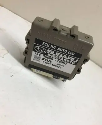 Subaru Outback Light module LCM 84967AG010 81KF8109876 3560020952