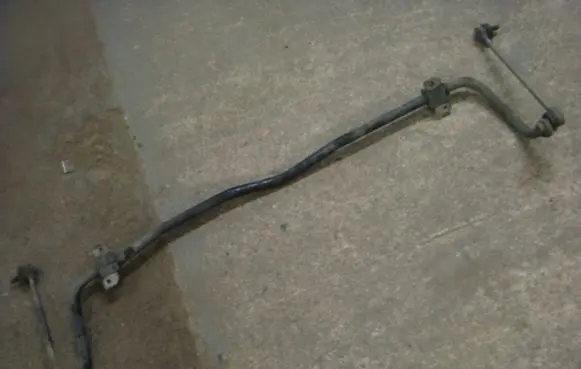 Seat Toledo IV (NH) Front anti-roll bar/sway bar