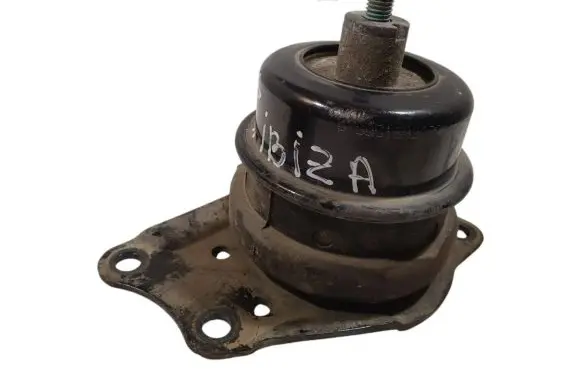 Seat Ibiza III (6L) Engine mount bracket 3618284