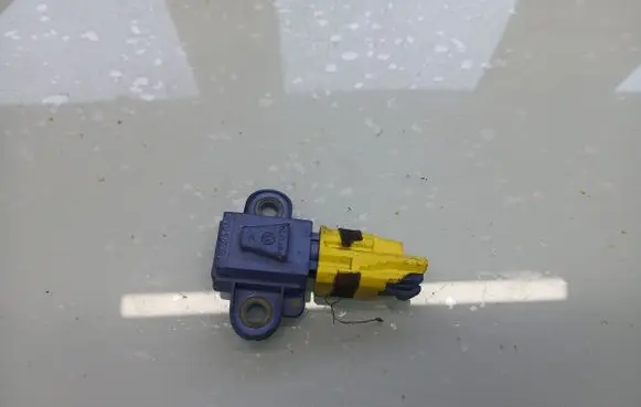Volkswagen PASSAT B6 Airbag deployment crash/impact sensor 1K095557A 1K095557ASME