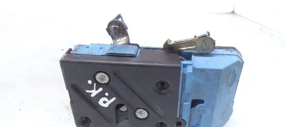 Volvo V70 Front door lock