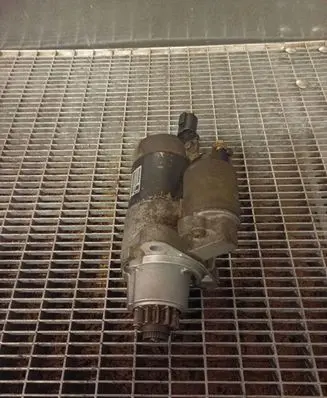 Nissan Murano Z50 Starter motor 23300CA000 M0001T68681