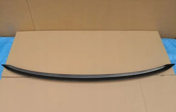 Porsche Cayenne (9Y0 9Y3) Tailgate/trunk spoiler 9Y3827918A