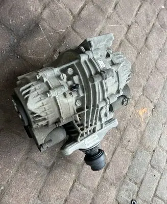 BMW X6 E71 Rear differential 7586025