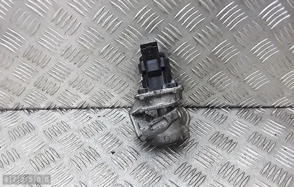 Ford C-MAX I EGR valve cooler v29010703