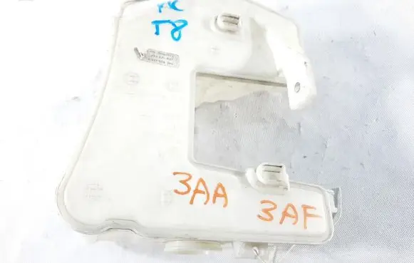 Volkswagen PASSAT B7 Windshield washer fluid reservoir/tank 3AA955453J