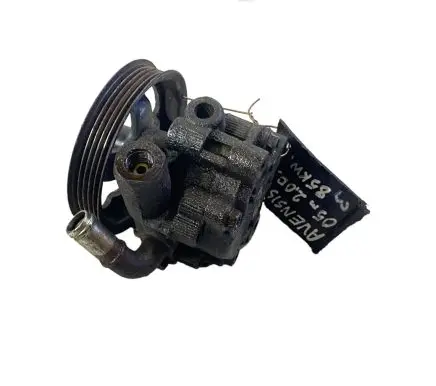 Toyota Avensis T250 Power steering pump
