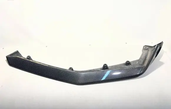 BMW M5 G90 Front bumper lip 5A7D671