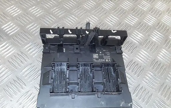 Volkswagen Scirocco Engine control unit/module 5k0937086j