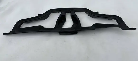 Renault Clio IV Front bumper upper radiator grill 628101467R