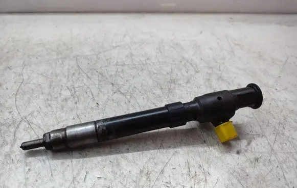 Ford Mondeo MK V Fuel injector 9674984080 28388960