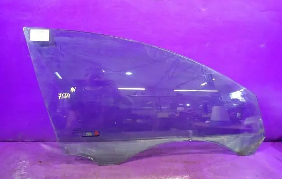 Volvo S40 Front door window glass four-door