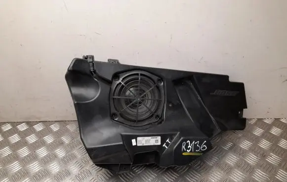 Audi TT TTS Mk2 Subwoofer speaker 8J8035382A