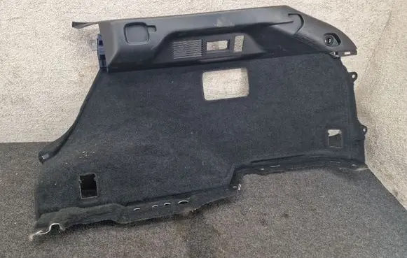 Trunk/boot side trim panel