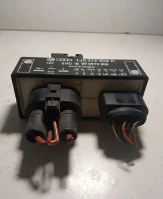 Volkswagen Golf IV ABS relay 1J0919506K 898972000