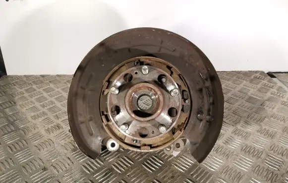 KIA Sorento Rear wheel hub